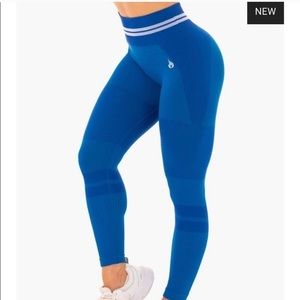 Blue Ryderwear leggings, super stretchy